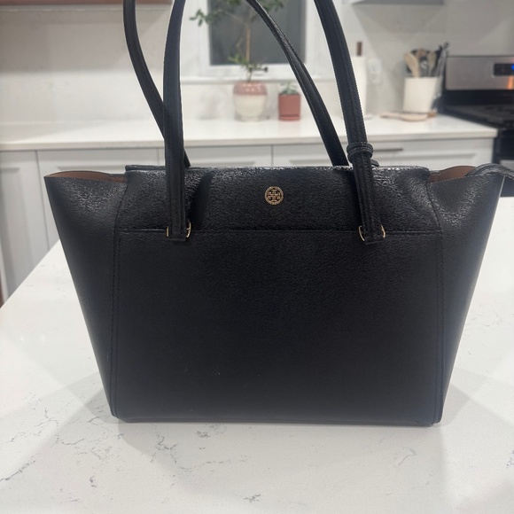 Tory Burch Handbags - Tory Burch Tote